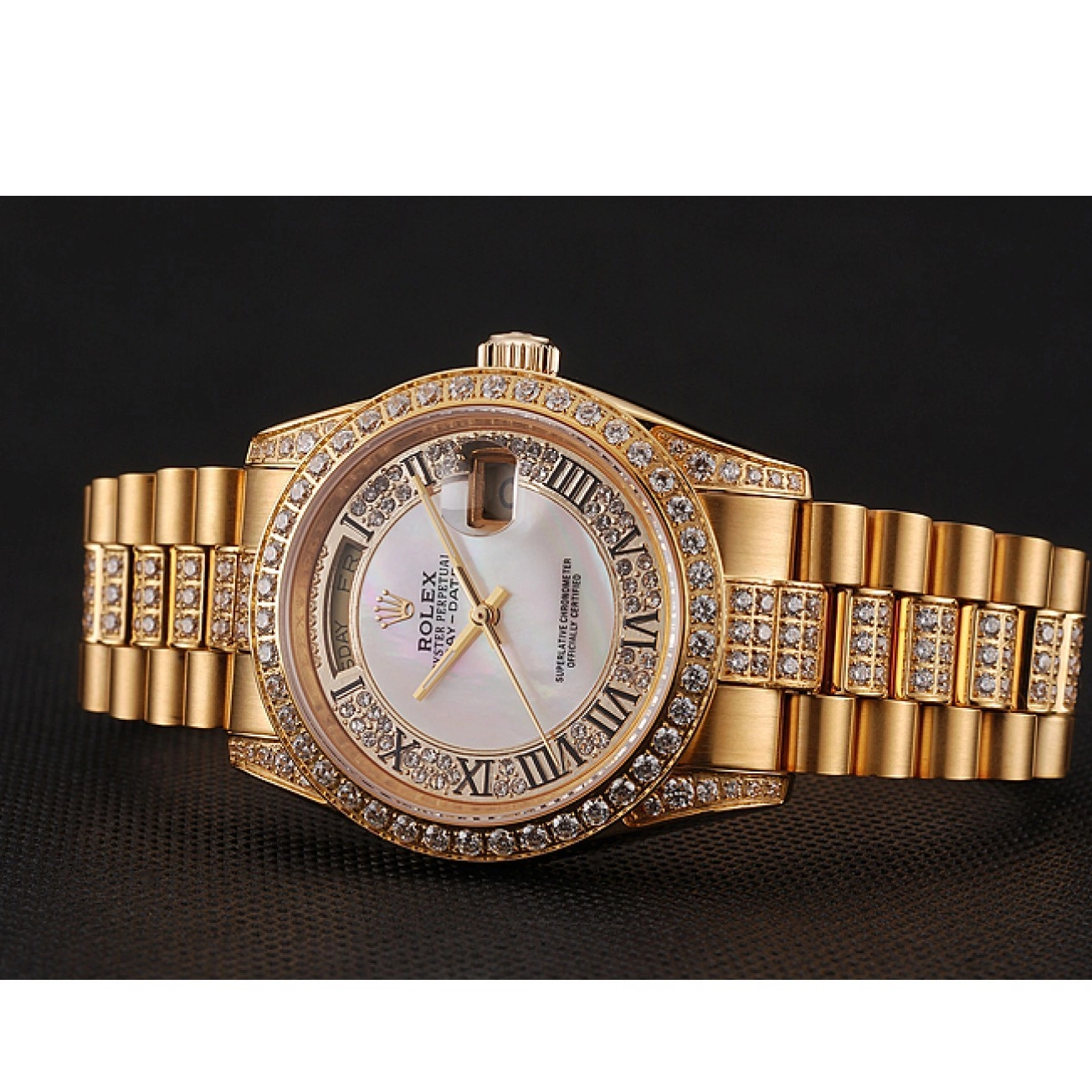 Aaa replica White Swiss 1453958 Diamond Gold Dial Bracelet Pave Day-Date Diamond Rolex 0825